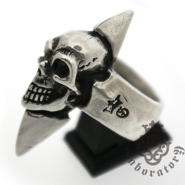 ガボラトリー Gaboratory Skull with spike ring スカルw/スパイク