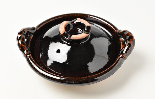 伊賀焼土楽 蓋付黒鍋6寸（縄手） ｜ 暮らしのうつわ花田 和食器 通販