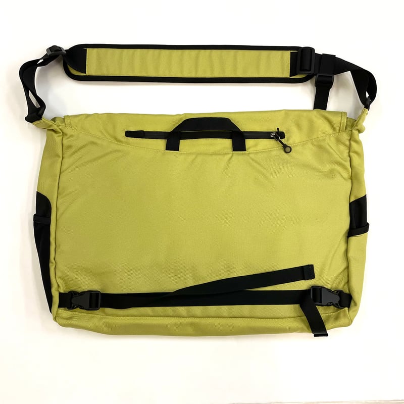 00's Patagonia Critical Mass Bag 