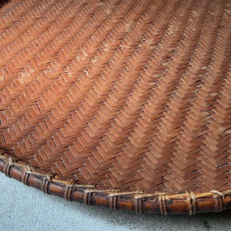 世界の民藝 フィリピン イフガオ族の古い円型の民藝笊(65cm