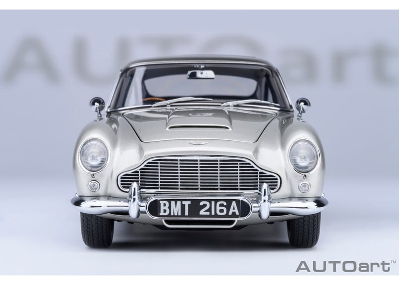 AUTOart 1/18 アストンマーチン DB5 「007／ゴールドフィンガー