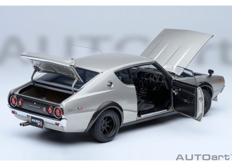 AUTOart 1/18 日産 スカイライン 2000GT-R （KPGC110） チューンド