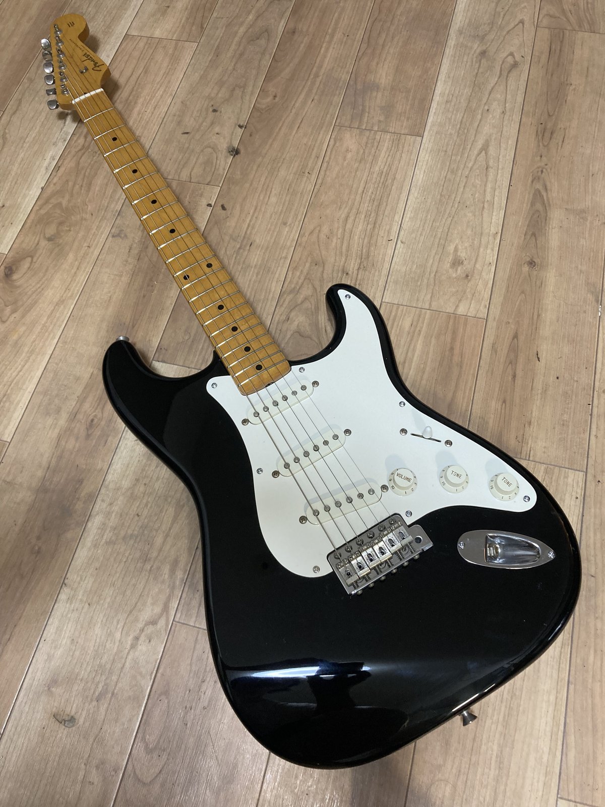 フェンダージャパン ストラトキャスター】ST-57 : Nシリアル: フジゲン