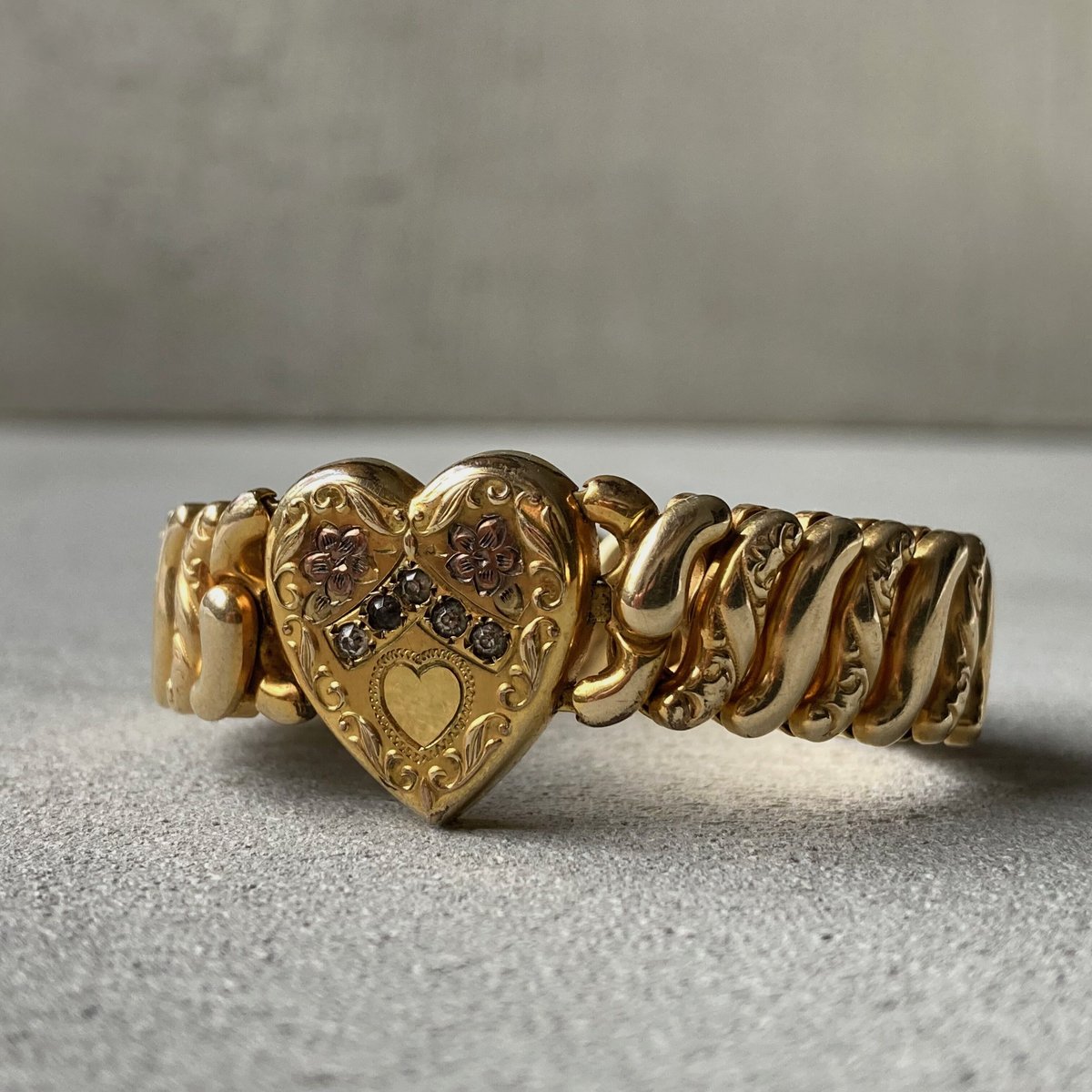 スウィートハートブレスレット | Hands Tell You｜心くすぐるモチーフ