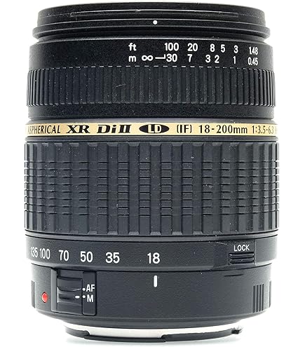 Amazon.com : Canon EF-S 18-200mm f/3.5-5.6 IS Standard Zoom Lens