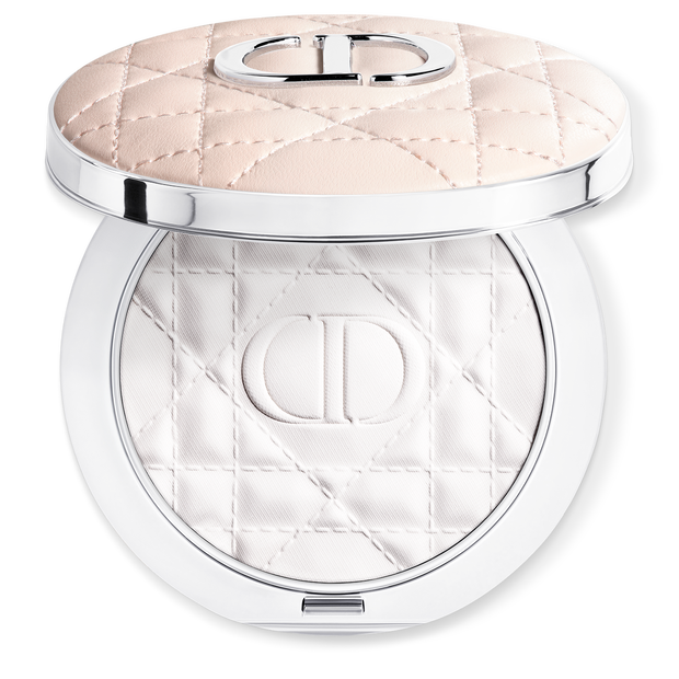 ディオールから新フェイス パウダーとホイップ チークが誕生【秋新色