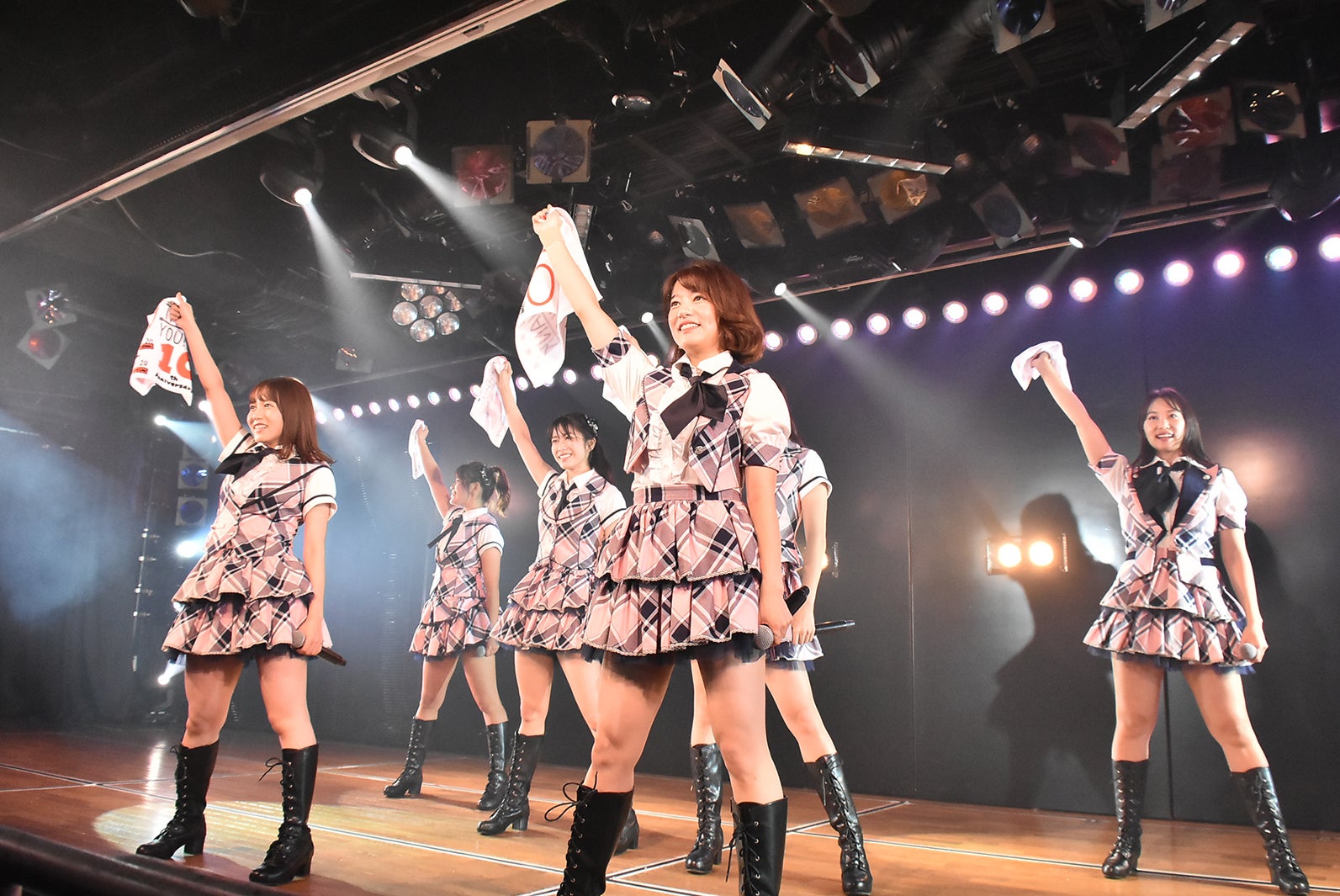 島田晴香・竹内美宥・永尾まりやも駆けつけAKB48 9期生6名集結 10周年