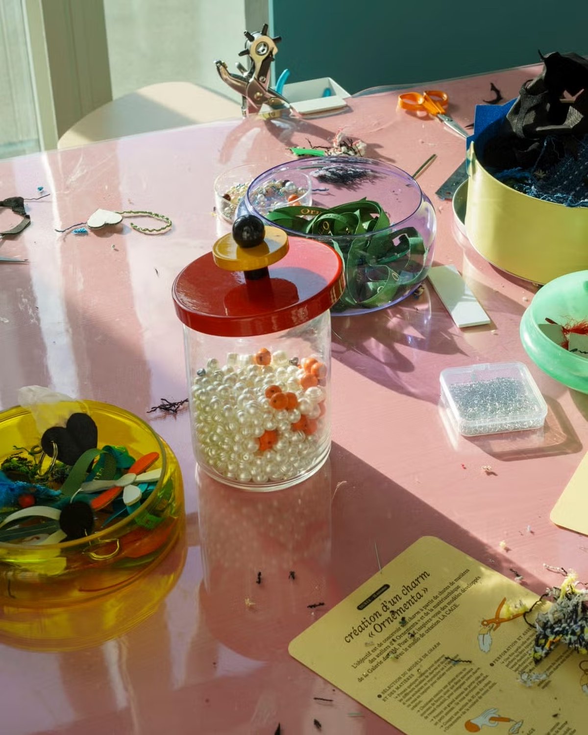 9月8日より予約スタート！ 【シャネル】のものづくりの真髄に迫る展覧