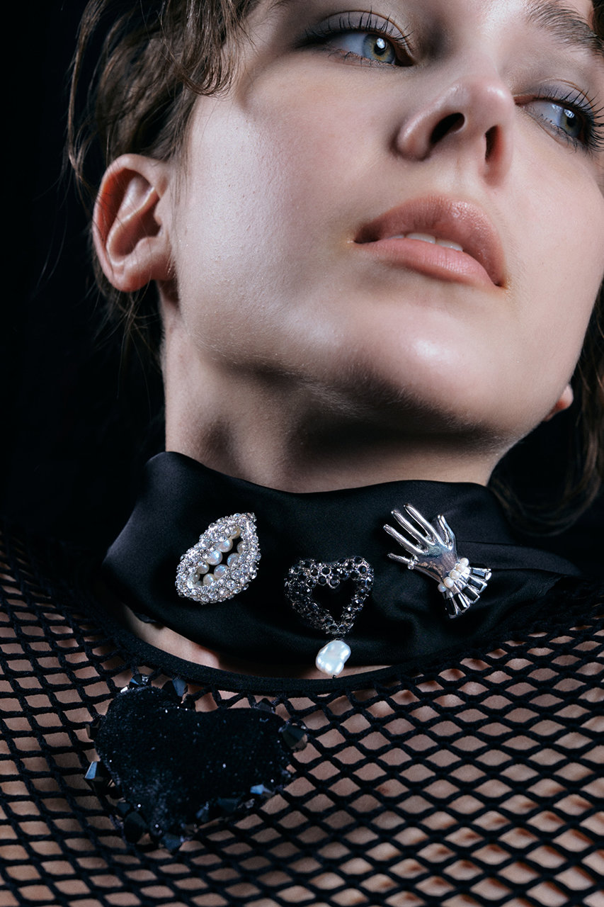 IRIS 47(イリスフォーセブン)｜lady hand ブローチ/シルバー の通販