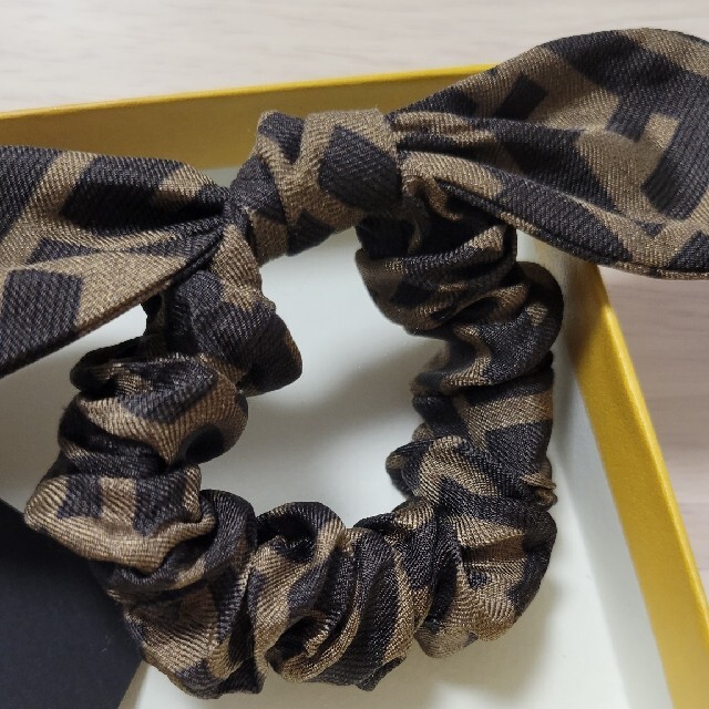 FENDI - フェンディ シュシュ ロゴ リボン ヘアゴム ブレスの通販 by