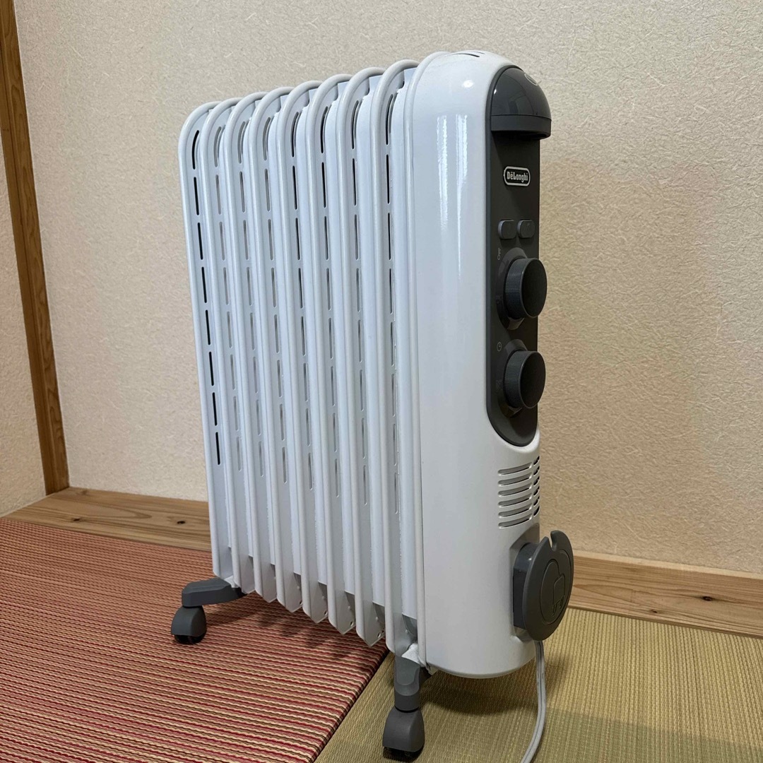 新品同様】デロンギ オイルヒーター De'longhi RHJ45M0912 【公式通販】