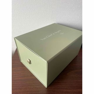 Van Cleef & Arpels - ヴァンクリショッパー 大・小の通販 by