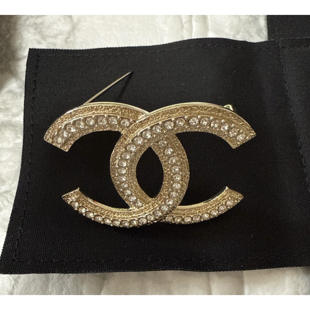 CHANEL - 極美品 CHANEL シャネル ブローチ ラインストーン ゴールド