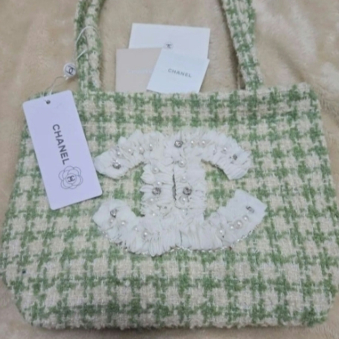 CHANEL - 新品CHANEL ノベルティ トートバッグ ツイード グリーン