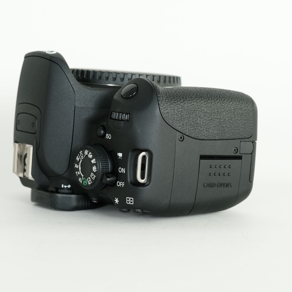 Canon EOS Kiss X7iの出品 | ONE SCENE（ワンシーン）