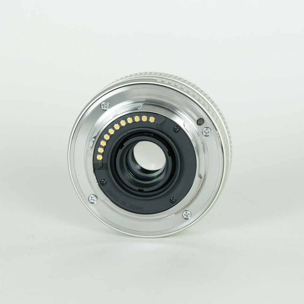 OLYMPUS M.ZUIKO DIGITAL 17mm F2.8 シルバーの出品 | ONE SCENE（ワン