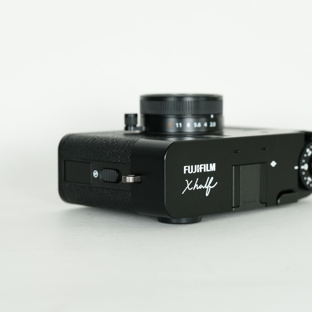 FUJIFILM X half X-HF1の出品 | ONE SCENE（ワンシーン）