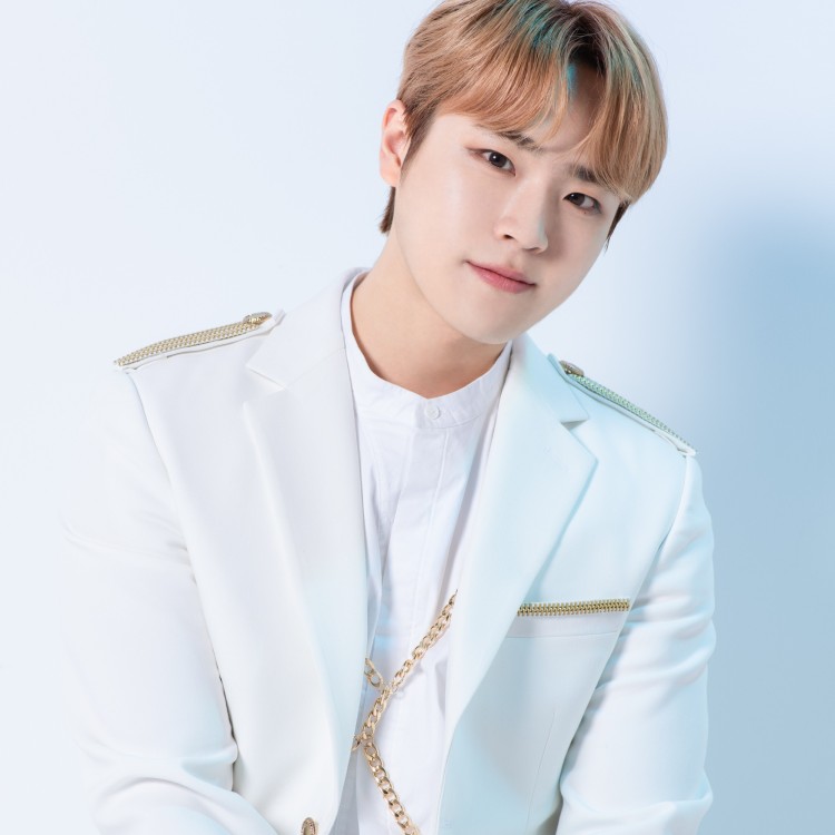 K-NEWS vol.4】勢いスゴイ♡Golden Childに注目！ サイン入り