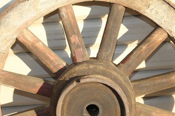 小さい鉄車輪・山車・荷車・大八車 （古民具・古道具・骨董品売る時は