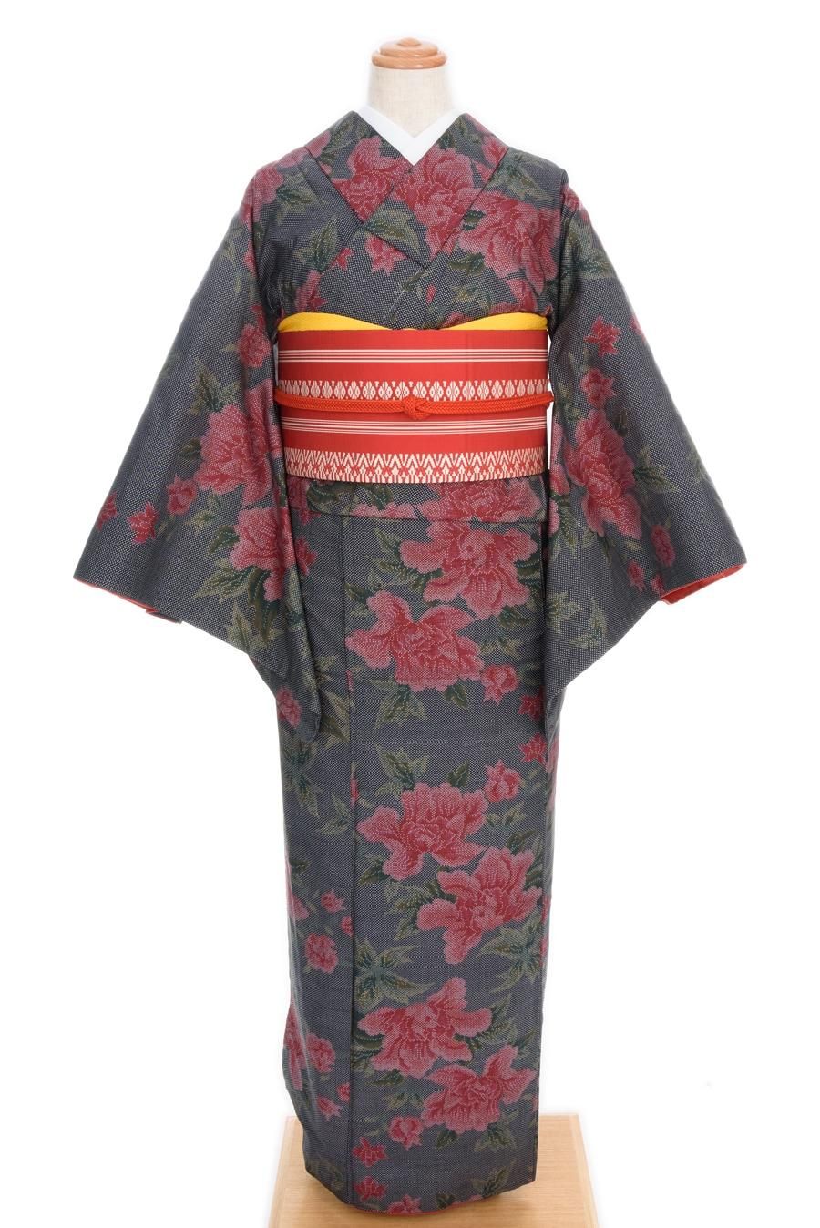 大島紬 霞に浮かぶ牡丹花丸文 リメイク バンブーハンドルバッグ 浅型