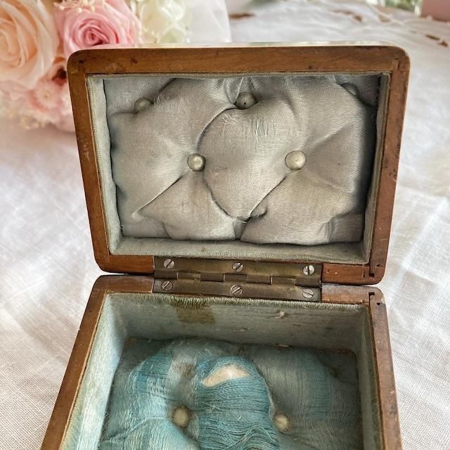 フランスアンティーク モシュリンヌ 木箱 ツバメ 19世紀初頭