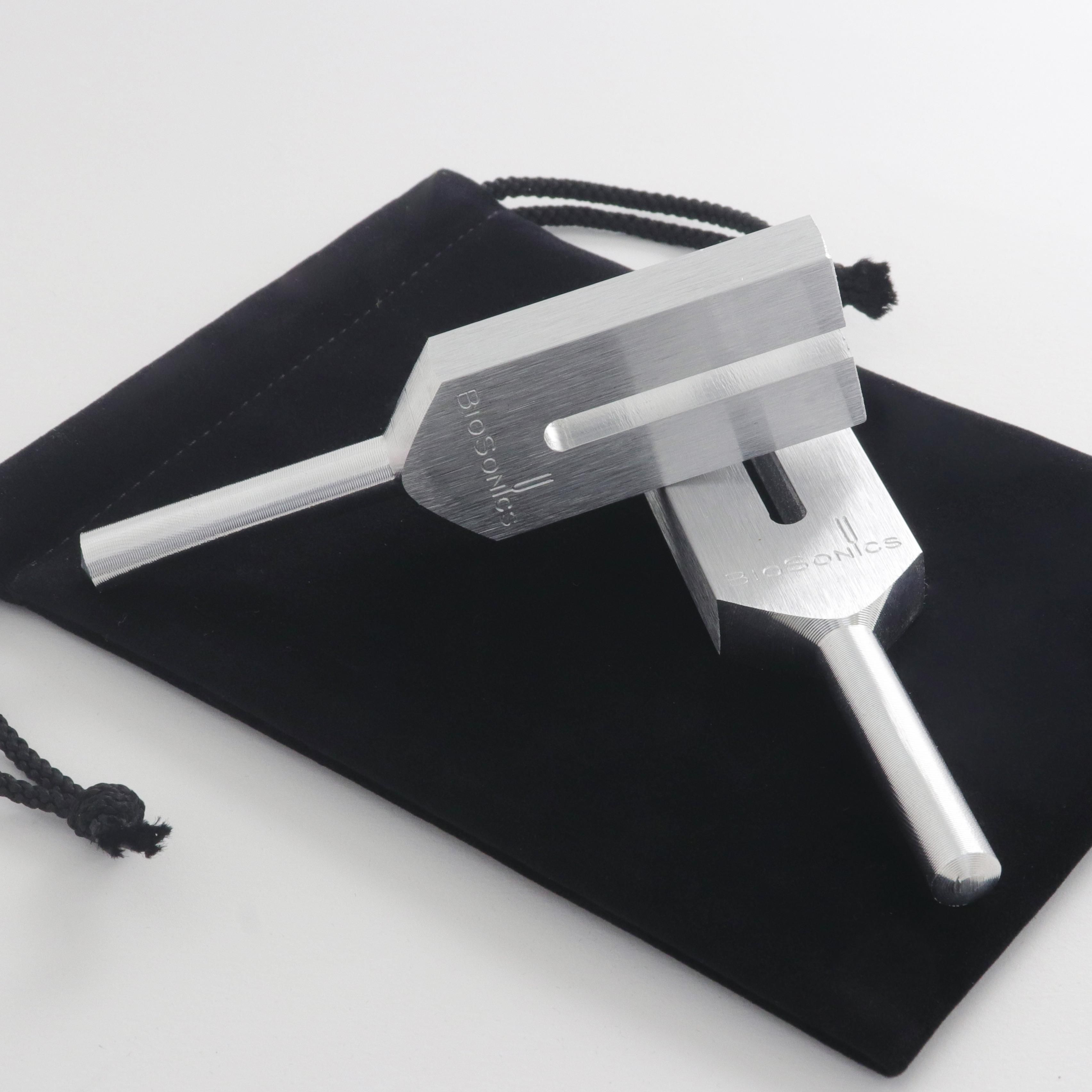 宇宙波動覚醒チューナー∞TM