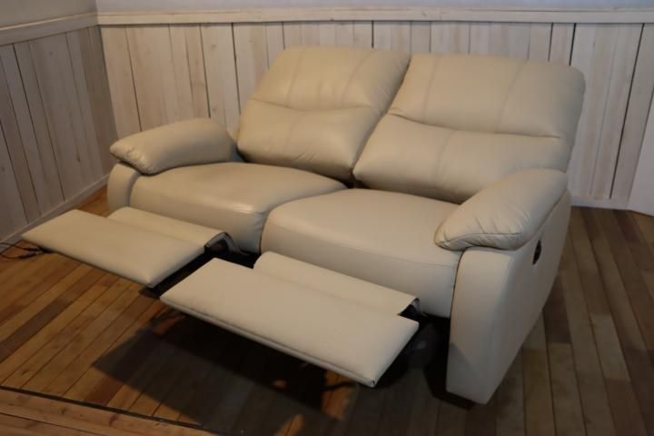 IDC OTSUKA(大塚家具)のSARA(サラ) 本革 電動リクライニングソファー