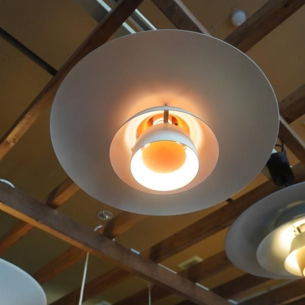 北欧デンマーク、louis poulsen(ルイスポールセン)のポール