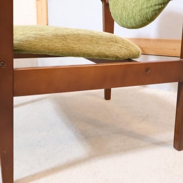 人気のkarimoku(カリモク家具)のオールドカリモク アームチェアです