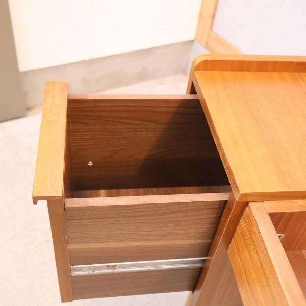 unico(ウニコ)の中でも人気のALBERO(アルベロ)シリーズ ドレッサー