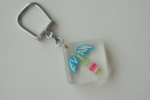 EVIAN / エヴィアン フランスヴィンテージ ブルボン・キーホルダー