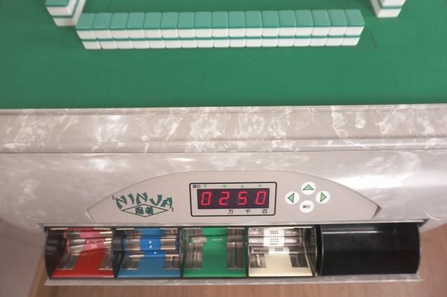 5/12 値下げしました！ 全自動麻雀卓 雀豪ドーム＋ニンジャ