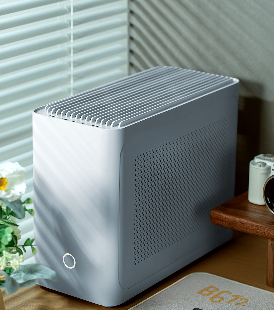 IQUNIX ZX-1 Aluminum Mini-ITX Case | Reddot Award – IQUNIX.com