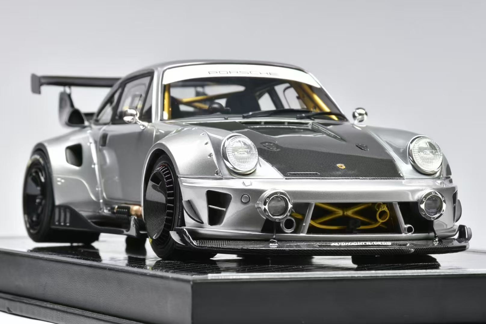 Pre-Order) MCM RWB 964 1/18 – IronCookie Diecasts