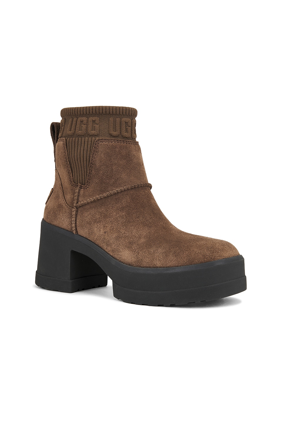 UGG - Moxy Chelsea Boot | Plush