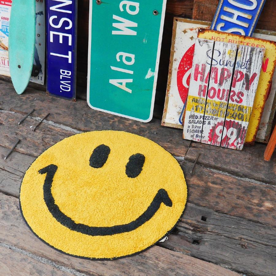 ニコちゃん グッズ にこちゃん ラグマット おしゃれ 安い ニコちゃん