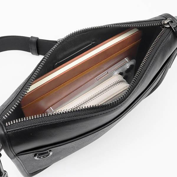 COACH（コーチ） ショルダーバッグ シグネチャー ヘリテージ