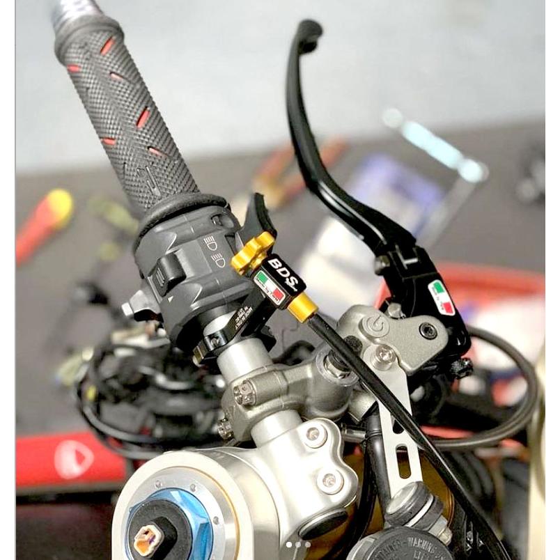 LKDR02】TWM 可倒式ブレーキレバー KAWASAKI ZX-10R,ZX-6R,Z900RSほか