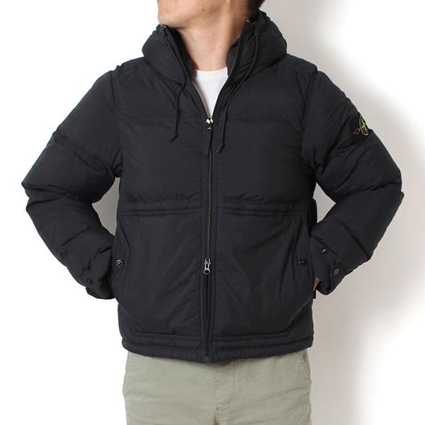 STONE ISLAND（ストーン アイランド） 25AWモデル バッジワッペン付き