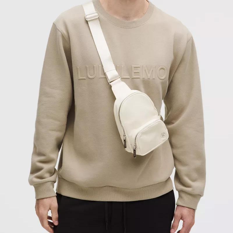 lululemon（ルルレモン） ボディバッグ ショルダー Everywhere Small