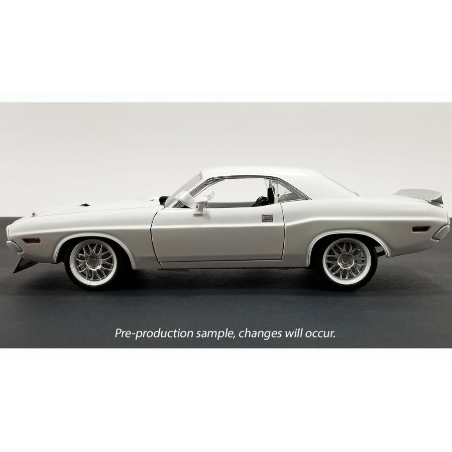 ミニカー 1/18 ACME 1970 ダッジ チャレンジャー R/T カスタム仕様