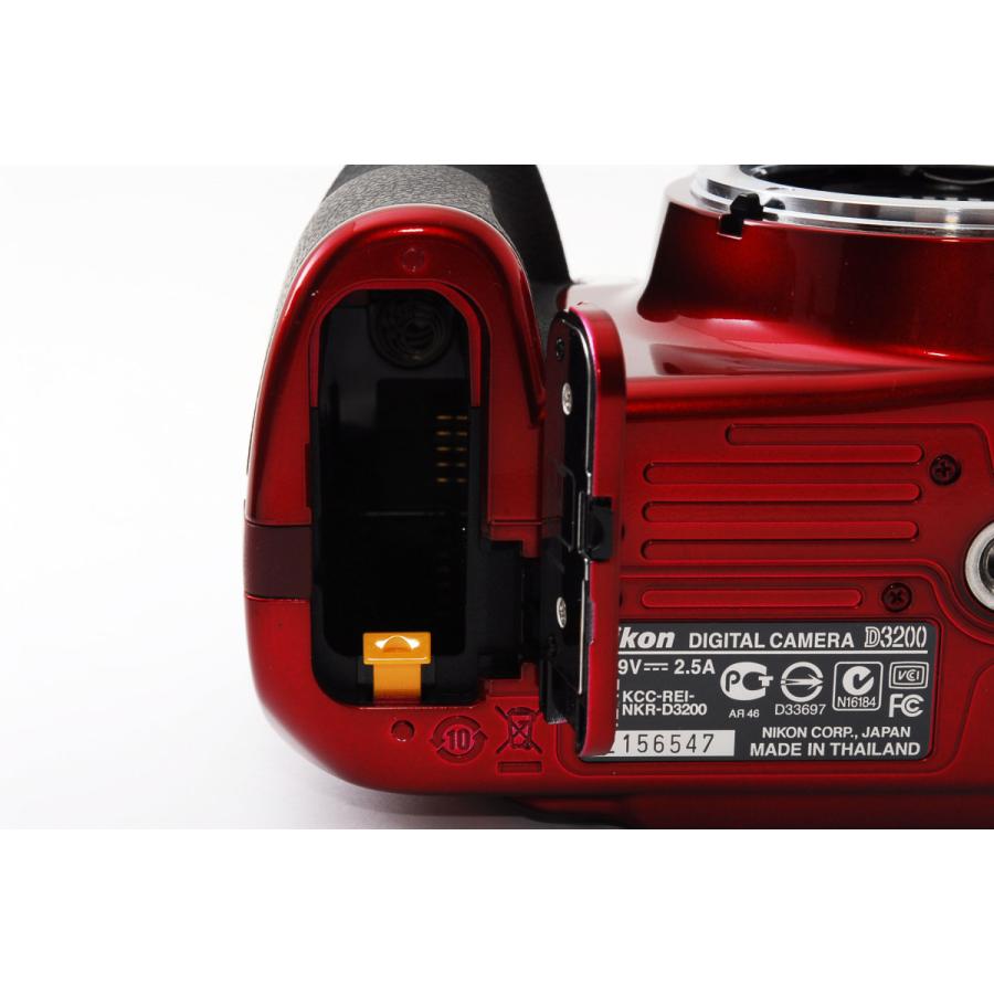 ニコン（Nikon） デジタル一眼 Nikon D3200 レッド レンズキット 中古