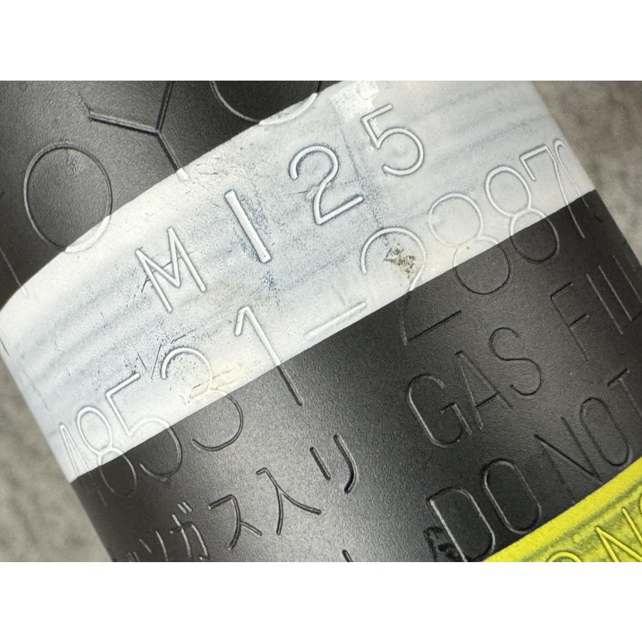 新車外し ZWR80W ZRR80W 80系 ノア ヴォクシー 純正 サスペンション