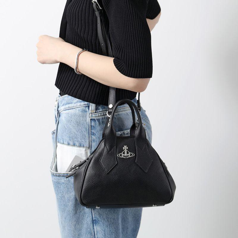 Vivienne Westwood（ヴィヴィアンウエストウッド） ショルダーバッグ