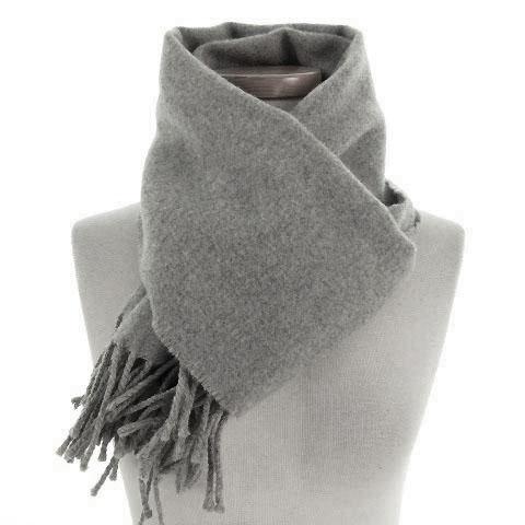 Vivienne Westwood（ヴィヴィアンウエストウッド） マフラー ロゴ刺繍