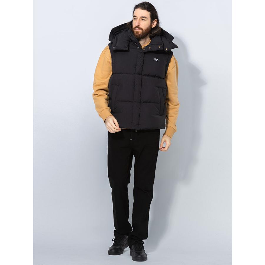 DIESEL（ディーゼル） フード着脱 ナイロン ロゴパッチ ダウンベスト