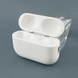 Apple 第3世代 ワイヤレス充電ケースのみ Apple AirPods 国内正規品