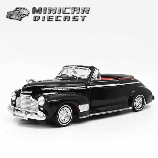 1/24 箱入り ミニカー 1941 Chevrolet Special Deluxe ブラック