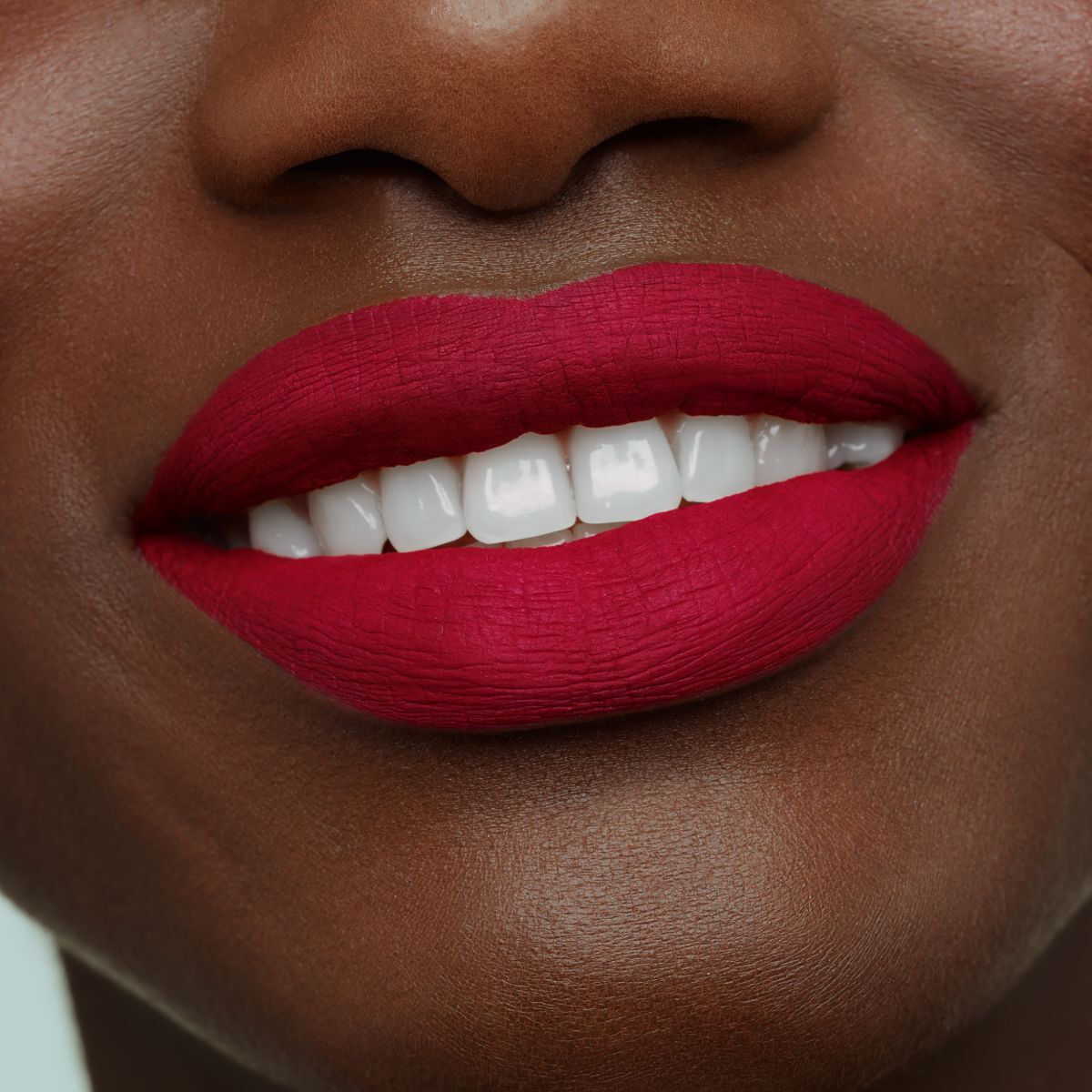 マットフルイド リップカラー Rouge Louboutin - Christian Louboutin