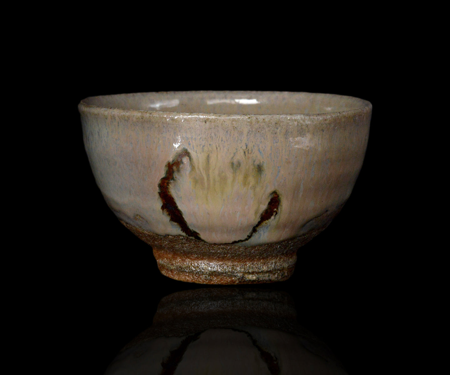 岡本作礼 絵斑唐津茶盌 – 窯と土～Kama-to-tsuchi～